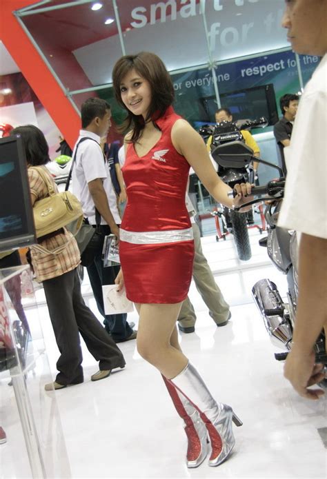 Info Foto Spg Cantik Dan Mulus Indonesia 37560 Hot Sex Picture