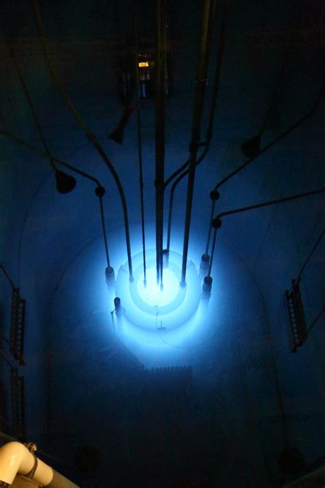 Cherenkov Radiation The Research Reactor At Reed College G Flickr