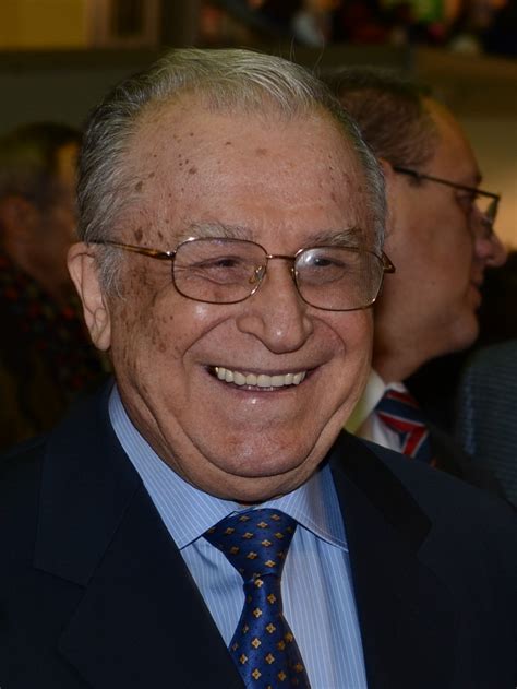 Born 3 march 1930) is a romanian politician who served as president of romania from 1989 until 1996, and from 2000 until 2004. Ion Iliescu - Wikiwand