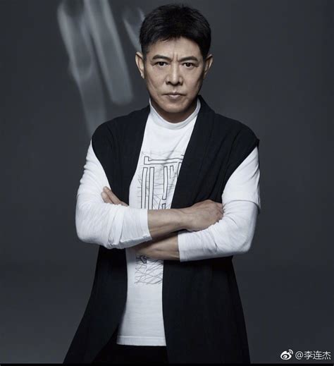 Martial artist, actor, founder of one foundation, taijizen, and @jetli_com. 「你打得過李小龍嗎？」李連杰高EQ這樣回 觀眾全鼓掌叫好! - 民視新聞網