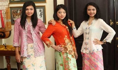 7 Pakaian Adat Jawa Barat And Keunikannya Baju Tradisional Yang Terkenal