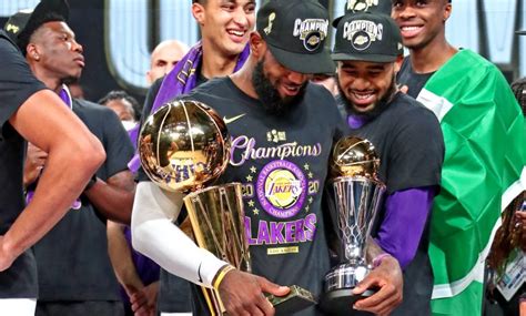 Lakers Return To Glory Claim Record Tying 17th Nba Title Whats Goin