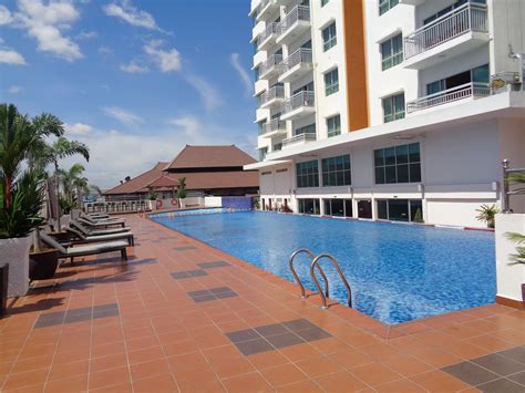 Hotel tenera places you 6.6 mi (10.6 km) from bangi wonderland waterpark and 6.6 mi (10.6 km) from putrajaya landmark. orangbukit: Hotel Tenera @ Bandar Baru Bangi