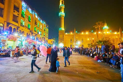 مسجد الحسين جولة في رحاب من أحب الله من أحبه الرحالة