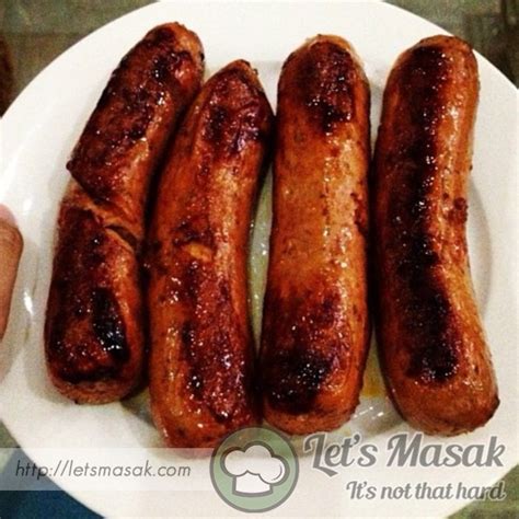 Penyediaannya yang mudah menjadikan masakan ini paling banyak dicari oleh para ibu. Sosej Bakar Recipe | LetsMasak