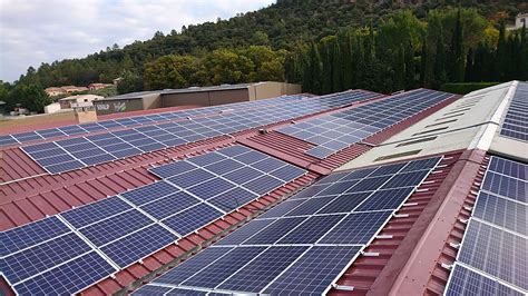 Photovoltaic roof of an organic dried fruit processing plant - Dome Solar