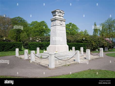 War Memorial In Enfield North London Stock Photo Alamy