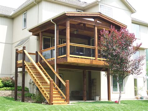 Install the wooden lattice deck skirting under your deck that will add an attractive view to the front part of your house. Great Ideas for Elevated Decks with Stairs That You'll ...