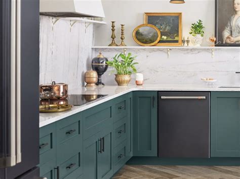 What is monochromatic stainless steel? GE Café™ - Discount Cabinets & Appliances