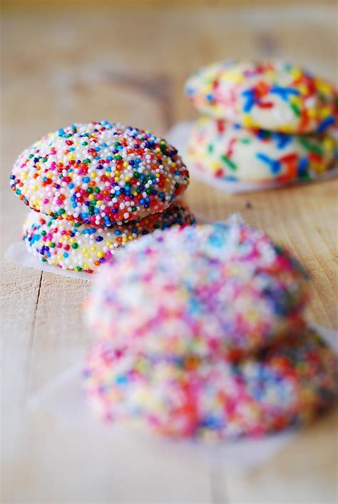 The dough is thick enough to hold a fair amount of the good. Vanilla sugar cookies with sprinkles