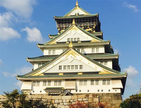 Osaka castle, a staple tourist attraction in the japanese city, attracts more than 2.5 million visitors every year. Osaka Castle-A Lot of Excitement in Only a Little Time ...