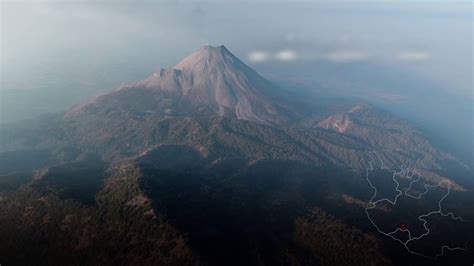 Volcán De Fuego De Colima El Más Activo De México Youtube