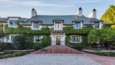 Adam Levine And Behati Prinsloo List Beverly Hills Home
