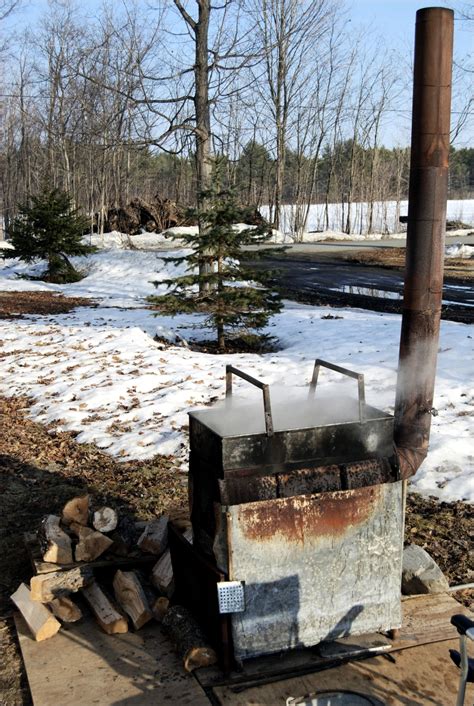 Making maple syrup with a homemade evaporator | sugaring. Homemade Maple Syrup Evaporator - Food & Cuisine Photos ...