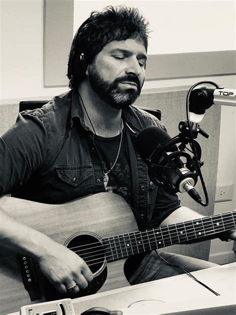 Página oficial de ivan noble: Arrancamos el viernes cantando junto a Ivan Noble - Eduardo Feinmann