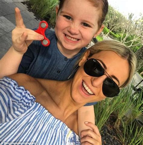 Roxy Jacenko Posts Instagram Selfie With Daughter Pixie Daily Mail Online