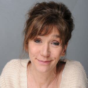 Sa biographie, son actualité, ses photos et vidéos. Virginie Lemoine : biographie, news, photos et videos ...