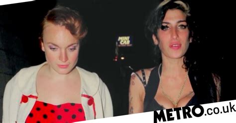 amy winehouse ‘troubled by sexuality after sleeping with close friend metro news