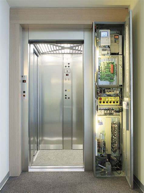 42, jalan penchala, 46050 petaling jaya, selangor darul ehsan, malaysia. Hydraulic Lift - SML ELEVATOR SDN. BHD.