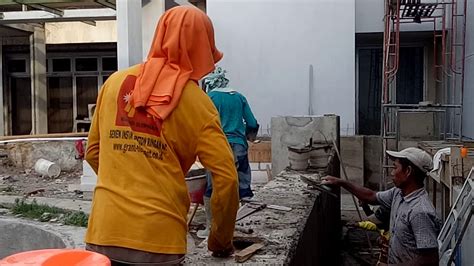Kami perusahaan besar yang siap kerja sama dengan semua toko material, kontraktor, jasa konstruksi, maupun pembangunan rumah pribadi. Tukang bangunan surabaya - YouTube