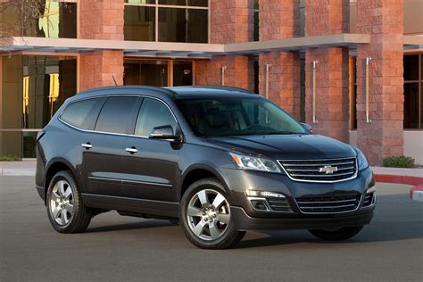 The chevrolet traverse is ranked #2 in midsize suvs by u.s. CHEVROLET Traverse specs & photos - 2008, 2009, 2010, 2011 ...