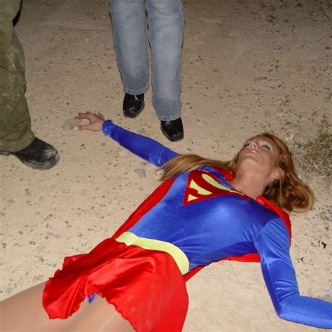 Girl Of Steel In Peril By Daredoll Fan On Deviantart Fan Deviantart Supergirl