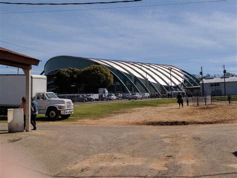Menu & reservations make reservations. Stadium «Garrett Coliseum», reviews and photos, 1555 ...