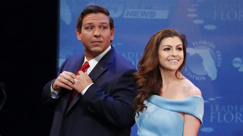 Gov Ron Desantis Wife Diagnosed With Breast Cancer Wear