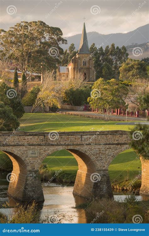 View Of Richmond Bridge The Oldest Stone Span Bridge In Australia Stock