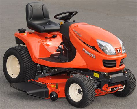 I also had to jump that truck again once with the reefer trailer i was pulling,glad my cables were long enough. High Quality Kubota Lawn Tractor #1 Kubota Lawn And Garden Tractors | BloggerLuv.com