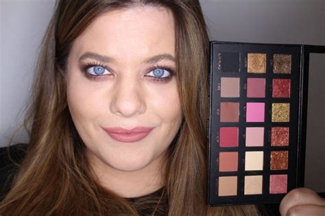 We Tested The Eyeshadow Palette That Broke The Internet