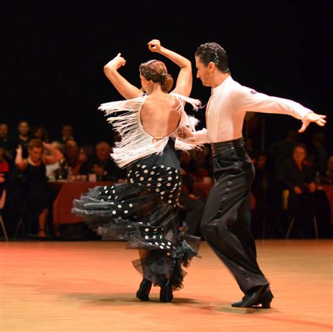 Fotos Gratis Espectáculo Dos Movimiento Bailarín Arte De Performance Deportes Tango