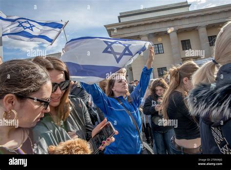 Berlin, Germany. 8th Oct, 2023. In a poignant display of solidarity and