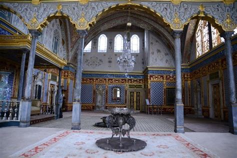 Topkapi Sultans Palace In Istanbul Photos And Description