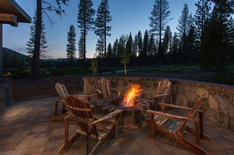 Mountain Dwelling With A Warm And Inviting Design In Martis Camp With