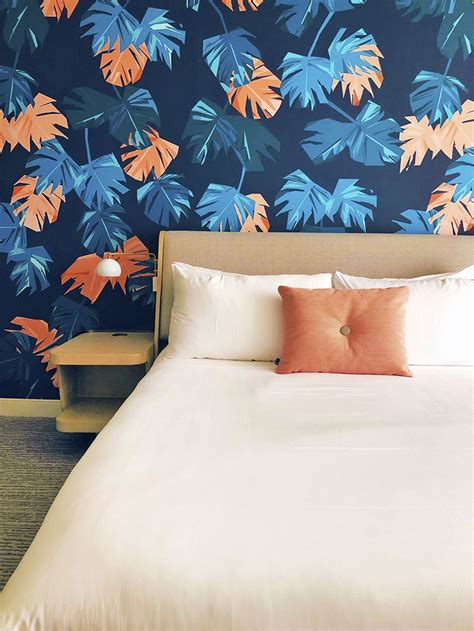 25 mobile walls 5 art 56 images 34 avatars 11 gifs. The Laylow - Hawaii - Happy Mundane | Jonathan Lo