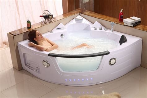 New Deluxe Computerized Whirlpool Jacuzzi Hot Tub White Model Sd050a Pickup Is Welcome In