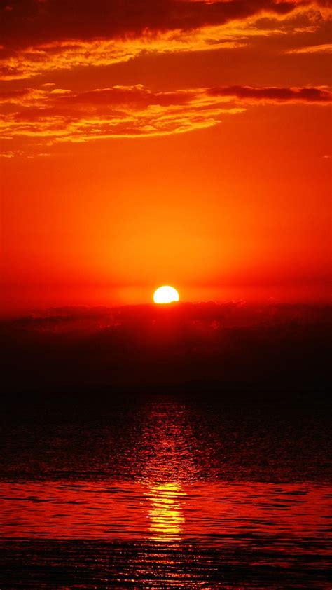 Red Sunrise Wallpapers Top Free Red Sunrise Backgrounds Wallpaperaccess
