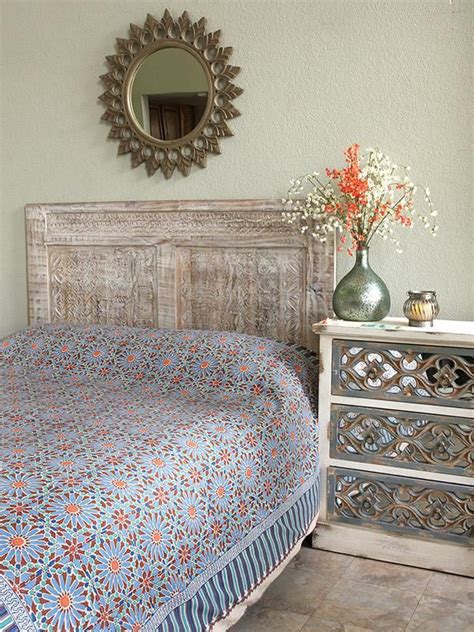 All our patterned bedspreads have been sourced from some of the best manufactures with quality bedspreads can also be used to dress a bed and will give you the wow factor to your bedroom or. Moroccan bedspread, Tile print, Blue stars | Blue ...