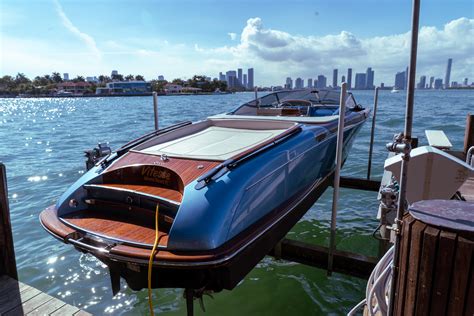 Riva Aquariva Super Capstan Yachts
