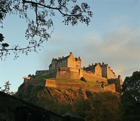 Castles Of Scotland Castillos De Escocia Edinburgh Castle Monument