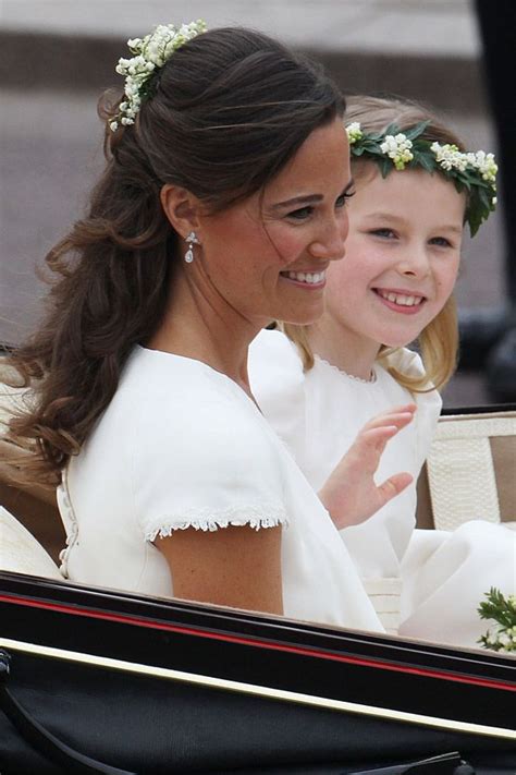 Bilder von der zeremonie gelangten nicht an die öffentlichkeit. Kate & William: Die Hochzeit | Kate middleton hochzeit ...