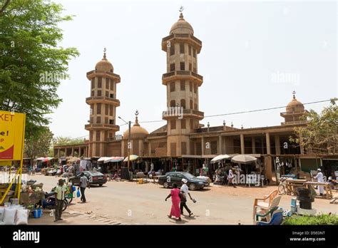 The Grand Mosque In Ouagadougou Burkina Faso Africa Stock Photo Alamy