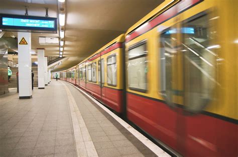 Free Picture Train Station Underground Subway Metro Station Berlin