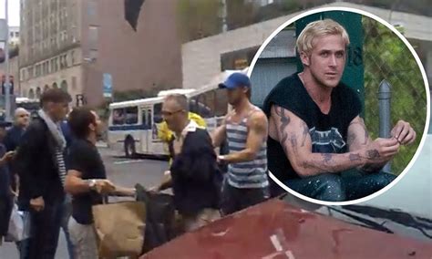 Ryan Gosling Breaks Up New York Street Fight In Front Of Amazed