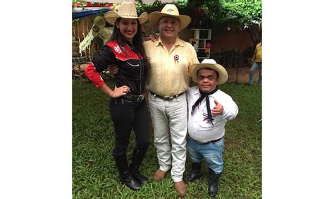 Los hermanos ruiz díaz formaron catupecu machu en 1994 en el barrio de villa luro. Lucio Ruiz Díaz conduce ahora "Tradición y Cultura" | Crónica