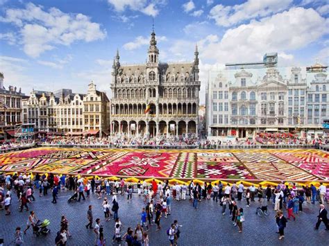 Brussels Travel Tips Where To Go And What To See In 48 Hours Brussels Travel Belgium Travel