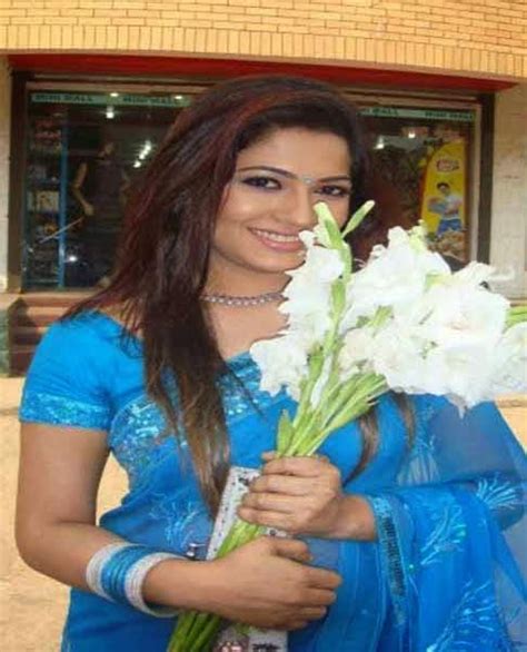 Free Beauty Pictures Bangladeshi Models Actress Badhon Hot Sexy Hd