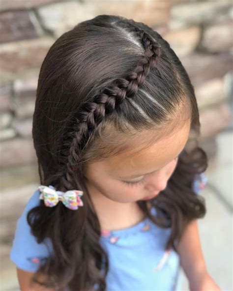 This is one such hairstyle for those who are carefree and stylish ladies. Show Me Short Haircuts | Cute Ponytails For Little Girls ...