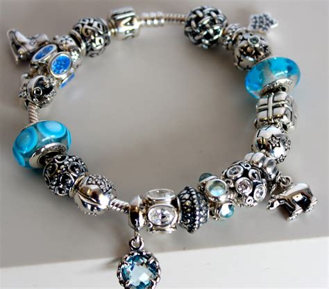 FASHiONABLY BROKEASS: PANDORA CHARM BRACELET